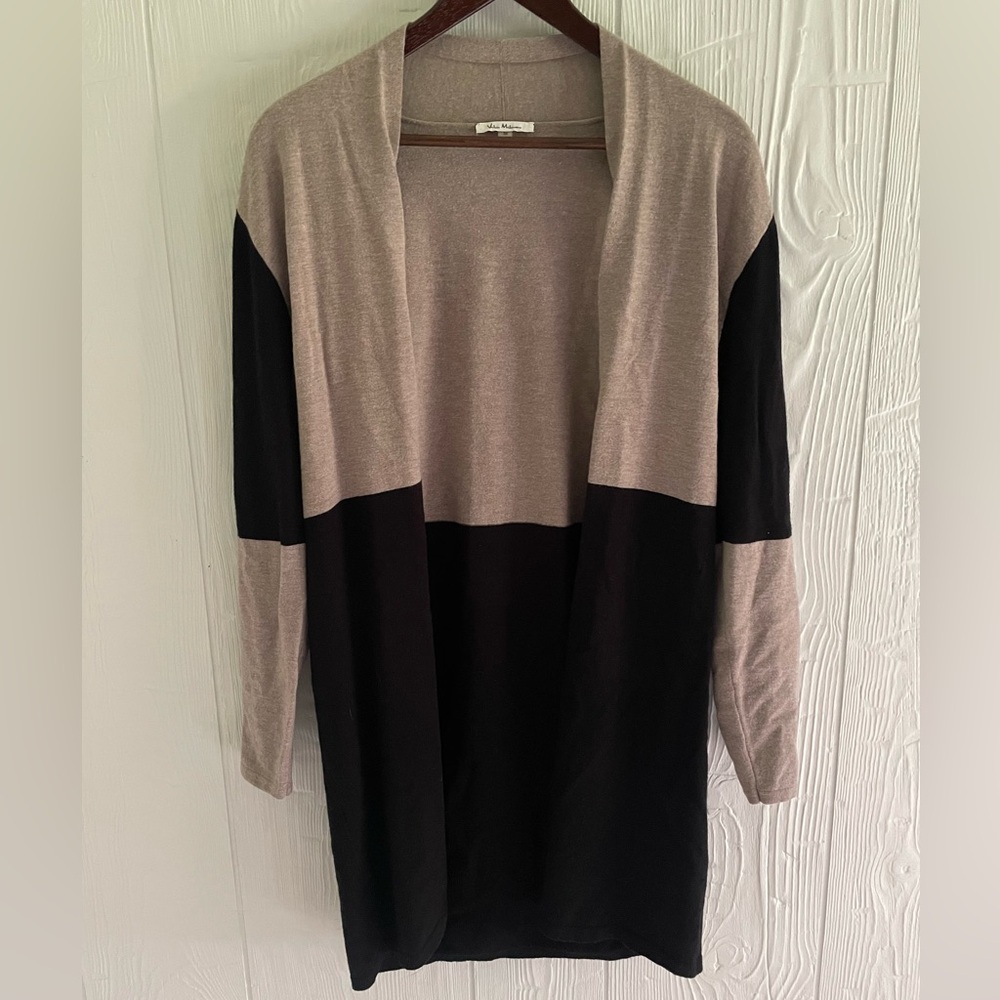 Vila Milano Women’s Tan and Black Color Block Sweater Size Medium